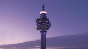 La torre Mediaset si tinge di rosa per la salute delle donne