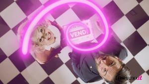 Toscano torna in tv nei programmi di punta dei canali Rai con la campagna firmata The Teachers