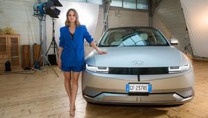 “Un messaggio per me stessa, tra dieci anni”: Matilde Gioli presenta la mobilità elettrica della nuova Hyundai IONIQ 5 in un video firmato SuperHumans in collaborazione con Innocean Italy