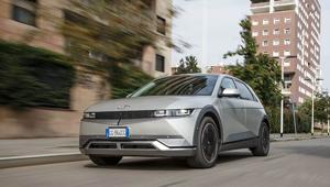 Hyundai presenta la campagna “Power Your World” con Matilde Gioli per la nuova IONIQ 5