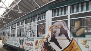 Arriva a Milano il tram Sammontana per far conoscere la linea di Gelati Amando. Firma IGPDecaux, in collaborazione con Weber Shandwick, Robilant Associati, Wavemaker e Kinetic