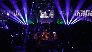 Say What Group festeggia 30 anni con un evento firmato Key Frame che ha visto la partecipazione di oltre 400 professionisti del mondo della comunicazione, delle aziende e dei media