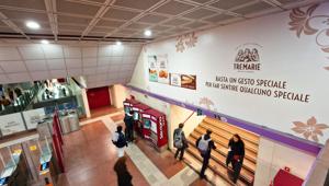 YAM112003 firma “Gentilezza Metropolitana” per Tre Marie: una brand experience che porta la gentilezza nella vita di tutti i giorni