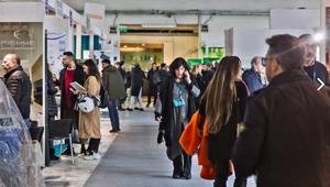 Turismo, il mondo dell’ospitalità alberghiera ed extraalberghiera a Napoli per la quarta edizione di Tuttohotel per un confronto sulla novità e i trend del settore. Il salone è organizzato da Squisito Eventi, TicketLab e D&D Group