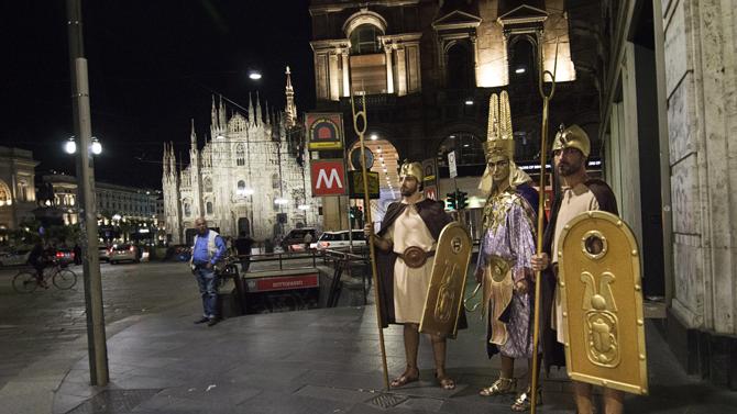 Un faraone si aggira per Milano