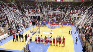 I tifosi di basket forlivesi protagonisti del progetto #FollowThePassion di Unieuro