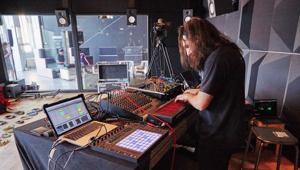 Per rispondere all'emergenza Coronavirus Milano Suona Ancora, maratona di musica in streaming ideata da Music Innovation Hub e Base in partnership con Zero