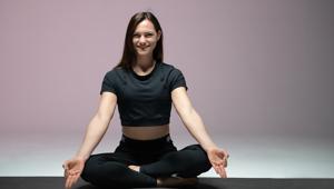 “Smart Yoga Class”: LifeGate offre lezioni di yoga in streaming gratuito per affrontare al meglio lo smart working