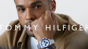 Gli orologi Tommy Hilfiger on air su su Netflix in uno spot con Lucien Laviscount