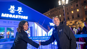 Milano Cortina 2026: inaugurato in Piazza Duomo il nuovo Megastore, negozio ufficiale e principale punto di riferimento per i Giochi Olimpici e Paralimpici Invernali