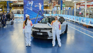 Lancia celebra il Viaggio della Fiamma Olimpica nello stabilimento di Melfi