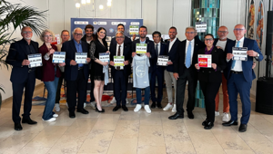 Jesolo accende la notte della corsa: conto alla rovescia per la Moonlight dei record con 8.000 iscritti. Cortesi: "Stimati 2 milioni di euro di indotto economico per il territorio" Jesolo accende la notte della corsa: conto alla rovescia per la Moonlight dei record con 8.000 iscritti. Cortesi: "Stimati 2 milioni di euro di indotto economico per il territorio"