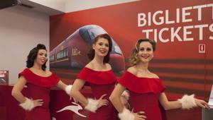 Inaugurata a Firenze l'esclusiva Lounge Italo Club con Lady Christmas