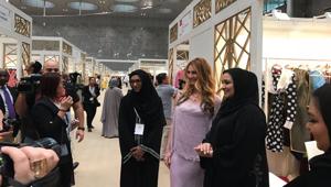 L'Italia ospite d'onore alla XVI Heya Arabian Fashion Exhibition di Doha con 4 brand di alta moda e uno stand nell'area Platinum. In apertura fiera la presentazione di Cosmoprof Worldwide Bologna 2020