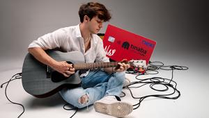 One Shot Agency e Tinaba insieme per lo sviluppo di carta HIT: il primo conto corrente al mondo  legato agli influencer