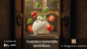 Il Viaggiator Goloso sbarca a Torino con la nuova campagna firmata Robilant e tre maxisculture 3D in Piazza Solferino
