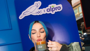 In occasione del Festival di Sanremo Alpro e Villain aprono le porte del "Villain Café" in via Carli