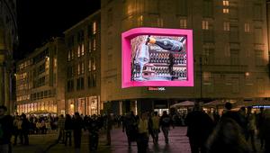 Signorvino porta la magia dei 3D Digital Billboard che dà vita ai brand in Piazza Duomo