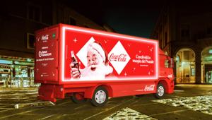 Volvo Trucks protagonista insieme a Coca-Cola e ABB del Real Magic Village, il tour natalizio itineante 100% elettrico