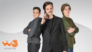 WindTre, al via lo spot 'Compagni di scuola' con Fabio Rovazzi. Firma Wunderman Thompson