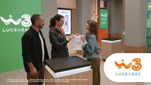 WINDTRE unisce energia, connessione e iPhone nella prima offerta bundle di questo tipo in Italia. Al via la campagna firmata Publicis WINDTRE unisce energia, connessione e iPhone nella prima offerta bundle di questo tipo in Italia. Al via la campagna firmata Publicis