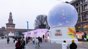 Milano Cortina 2026: Alibaba inaugura al Castello Sforzesco l’installazione interattiva "Wonder on Ice", il futuro del retail tra AI e ghiaccio