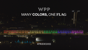 Nei giorni del Pride WPP Campus di Milano si è illuminato con i colori arcobaleno dando vita alla più lunga “bandiera” rainbow della città