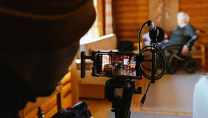 Xiaomi Studios realizza "Se io non dimentico", il cortometraggio girato con Xiaomi 14 Ultra di Vincenzo de Caro