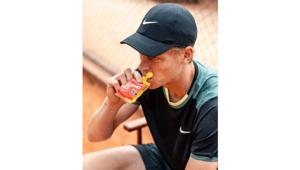 Jannik Sinner nuovo testimonial di Enervit